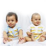 Kebutuhan Keuangan Bayi Kembar