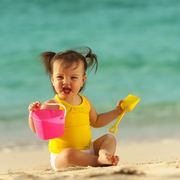 5 Tips Wajib Agar Anak Bebas Sakit Saat Liburan