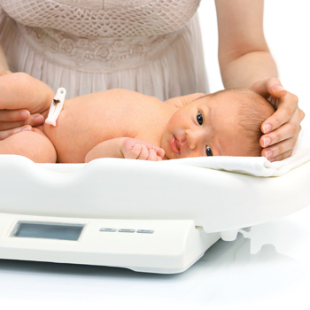 Bayi Underweight Butuh Perhatian Spesial