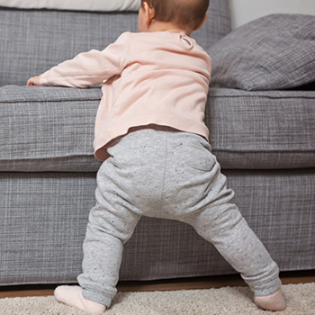 Ini yang Dibutuhkan Bayi Usia 6 Sampai 9 Bulan