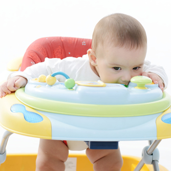 14 Kontroversi Seputar Pengasuhan Bayi