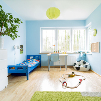 5 Tips Si Kecil Aman Bermain di Rumah