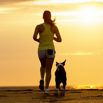 9 Tips Lari Bebas Cedera