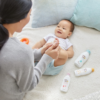 Baby Spa di Rumah, Bunda Juga Bisa 