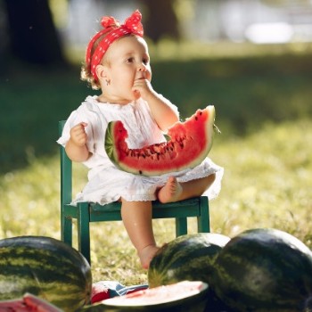 Kata Dokter, Bayi di Bawah 1 Tahun Tak Boleh Minum Jus Buah