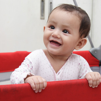 Bahayanya Bayi Sering Menengok ke Kanan