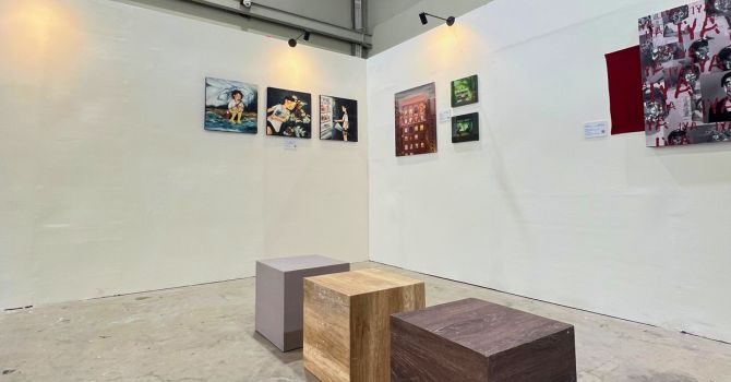 Pameran Thrive – Creativity in Bloom bisa menjadi aktivitas keluarga menikmati sambil memperkenalkan karya seni seniman muda Indonesia pada anak