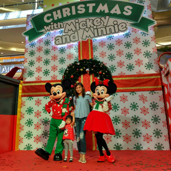 Rayakan Natal Bersama Mickey and Friends