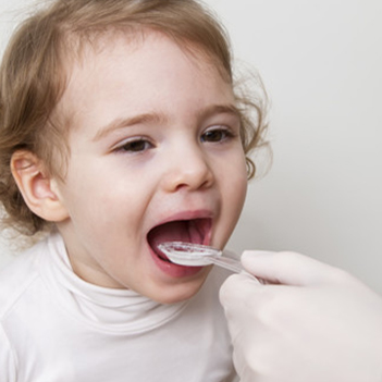 Agar Bayi Mau Minum Obat