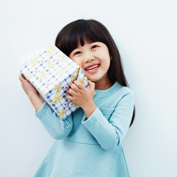 Pilihan Kado Buat Kakak Saat Adiknya Lahir