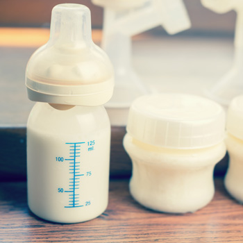 Kombinasi ASI dan Susu Formula, Baik Untuk Si Kecil?