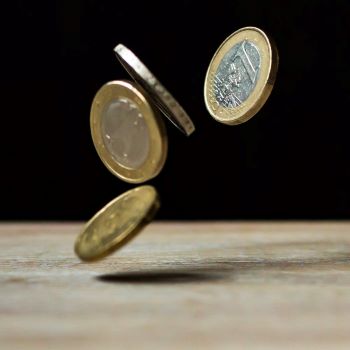8 Indikasi Masalah Keuangan dalam Pernikahan