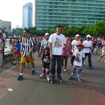 Persiapan Mengajak Anak ke Car Free Day 