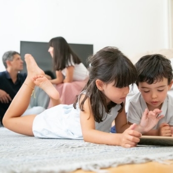4 Cara Mengasuh yang Merusak Mental Anak