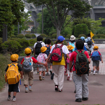 6 Tip Menyiapkan Balita Field Trip