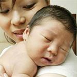 Mitos dan Fakta Seputar Kulit Bayi 