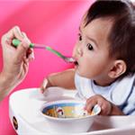 Bayi Siap Lahap Makanan Padat