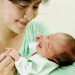 2 Jenis Senyum Bayi