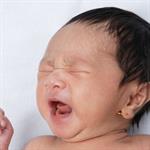 Tegar Hadapi Tangis Bayi Baru Lahir
