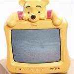 Bayi Menonton TV