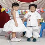 Mengabadikan Pesta Anak