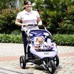 Mengajak Bayi Jalan-jalan