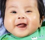 Menangani Lidah Bayi Putih 